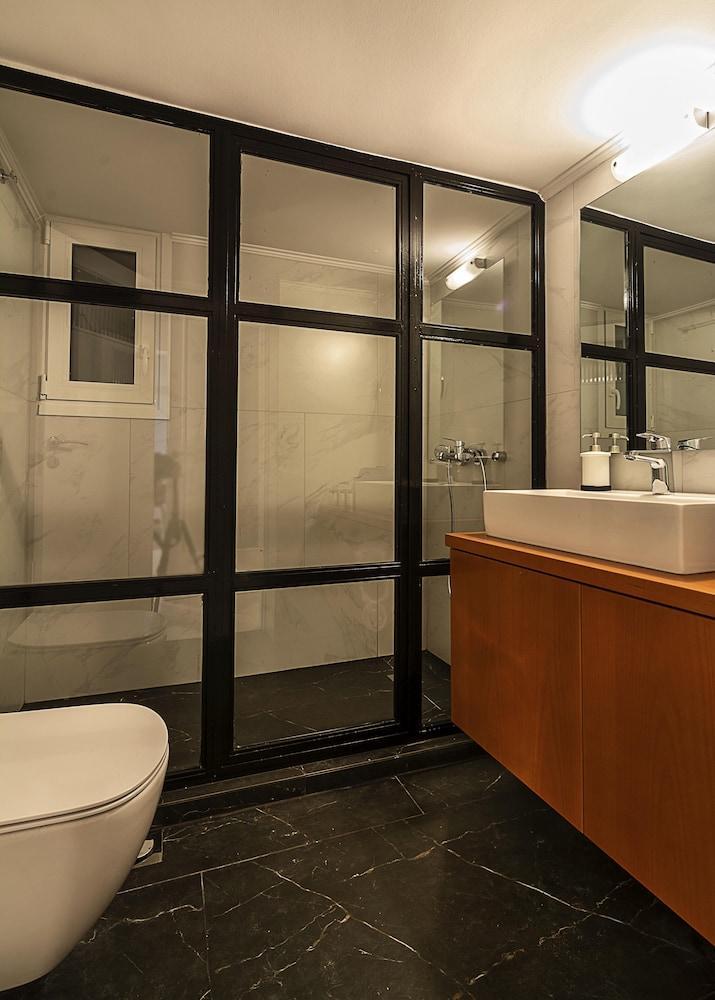 Elegant, Spacious & Minimalist Aptm W/Balcony Apartment Athena Bagian luar foto