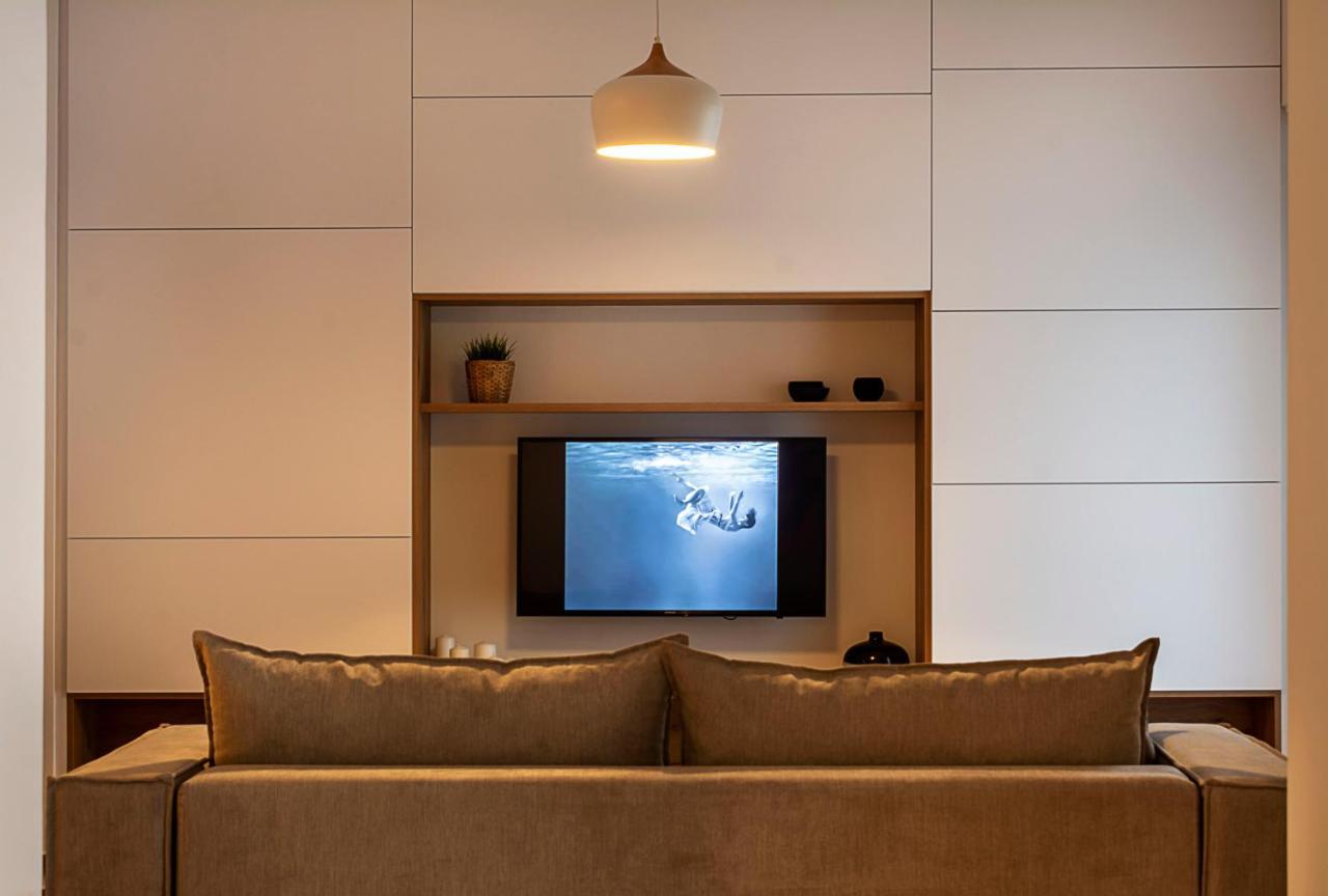 Elegant, Spacious & Minimalist Aptm W/Balcony Apartment Athena Bagian luar foto