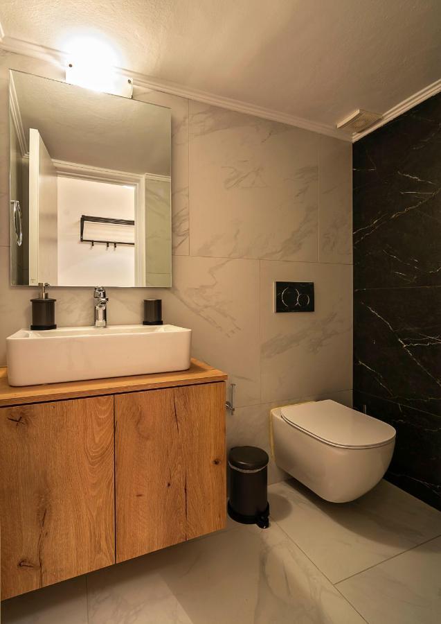 Elegant, Spacious & Minimalist Aptm W/Balcony Apartment Athena Bagian luar foto